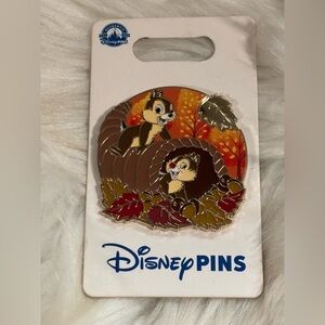 Chip and Dale - Cornucopia-Autumn - Gold Leaf Trading Pin